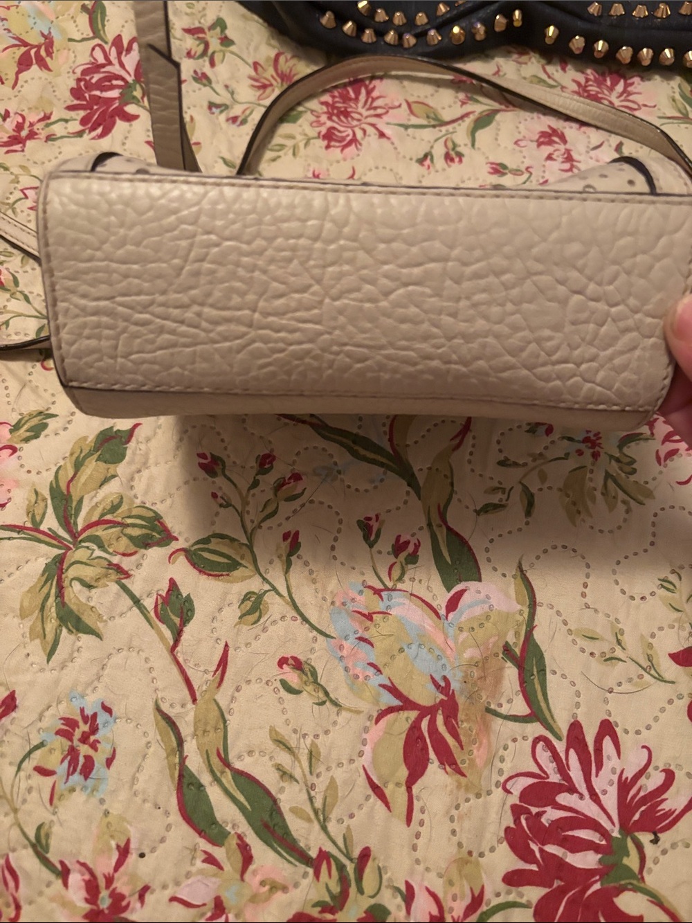 kate spade cream floral laser-cut leather crossbody - Picture 3 of 11